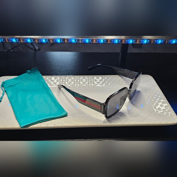 Unisex sunglasses - Picture 2 of 3